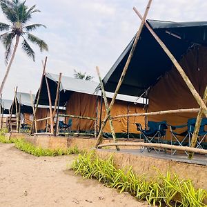 ホテル Seaom Beach Huts And Tents オールド･ゴア Exterior photo