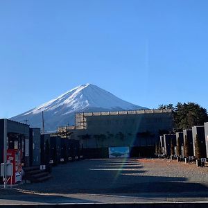 郊外型グランピング ツーリストヴィラ河口湖 富士河口湖町 Exterior photo