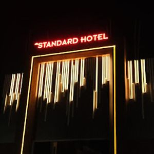 New Standard Hotel , ゴーラクプル Exterior photo