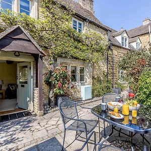 3 Bed In Bourton-On-The-Water Ptreeヴィラ Exterior photo