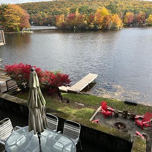 Hewitt Large Family House On The Lakeヴィラ Exterior photo