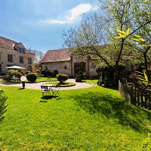 Auneau-Bleury-Saint-Symphorien La Ferme De Bouchemont Bed & Breakfast Exterior photo