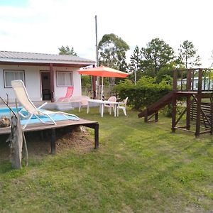 Relax Y Naturaleza. Casa Con Piscina. Puerto Yerua Exterior photo