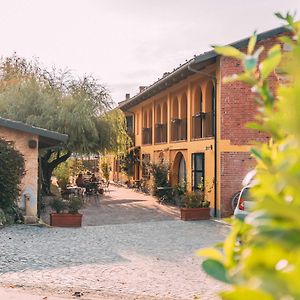 ロッディ Agriturismo Cascina Barinヴィラ Exterior photo