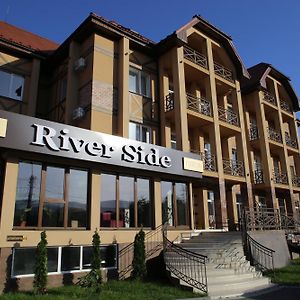 ホテル River Side ポリアナ Exterior photo