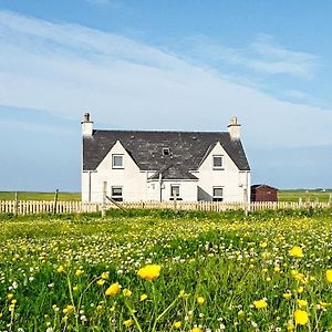 Macrury Cottage Paible Exterior photo