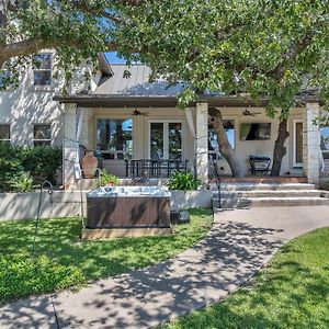 Waterfront Home With Boat Slip, Spacious Outdoor Patio And A Fenced Yard ホースシュー・ベイ Exterior photo