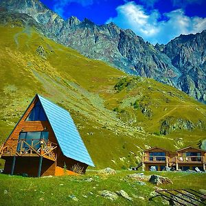 Alone Cottage Kazbegi Exterior photo