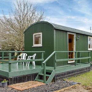 Yalding Shepherds Hut 2 At Laddingford - Uk32534ヴィラ Exterior photo