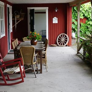 Tyfta Lekanders Baer & Boende Bed & Breakfast Exterior photo