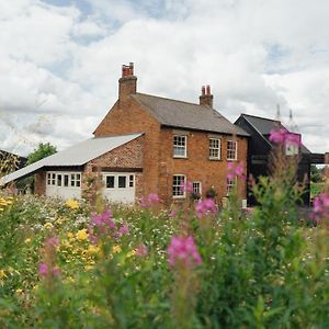 Sutton Bonington Beautiful Countryside Farmhouseヴィラ Exterior photo