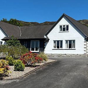 スピーン・ブリッジ Springburn Farmhouse Bed & Breakfast Exterior photo