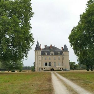 Ardentes Belle Dependance Du Chateau : Le Logisヴィラ Exterior photo