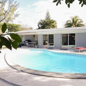 Miami Beach Villa With Sparkling Pool! Sleeps 10+! マイアミ・ビーチ（フロリダ州） Exterior photo