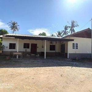 Homestay Pulau Langkawi III パンタイ・サナング Exterior photo