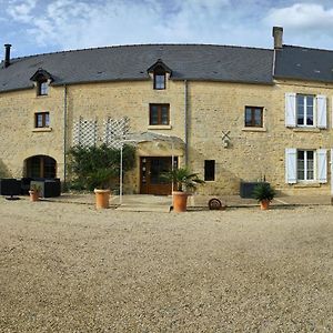 Formigny La Ferme Aux Chats Bed & Breakfast Exterior photo