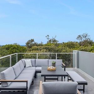 'Bonnyview' Elegant 4-Bed Home By The Beach マークーラ Exterior photo