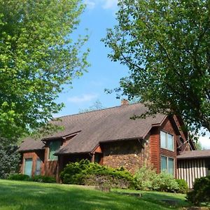 Paoli Luxury Cabin #21 With Hot Tub And Jacuzzi On Patoka Lake In Southern Indianaヴィラ Exterior photo