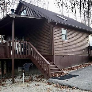 Temple Deluxe Cabin #11 With Hot Tub On Patoka Lake In Southern Indianaヴィラ Exterior photo