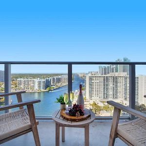 ハリウッドHigh Floor With Stunning Views Amazing Poolsアパートメント Exterior photo