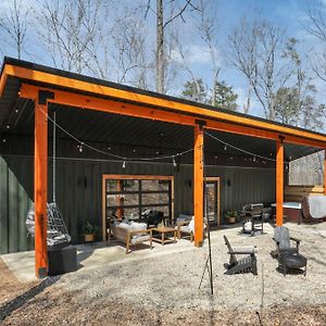 Cozy Tiny Home In Hocking Hills - Hot Tub - Fire Pit ローガン Exterior photo