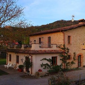 リエーティ Il Casale Dei Nonni Bed & Breakfast Exterior photo