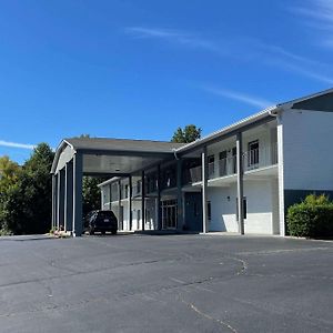 Econo Lodge フォレスト・シティ Exterior photo