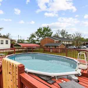 Huge Covered Patio, Renovated Home バーミングハム Exterior photo