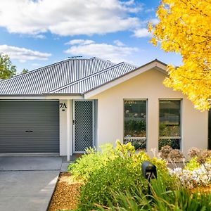 3Bedroom Modern Home In Mt Barker, 8Km To Hahndorf マウント・バーカー Exterior photo