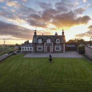 Glenshee Guest House ゴルスピー Exterior photo