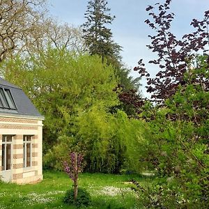 Bessé-sur-Braye Eco-Gite - Domaine De La Gavolerieヴィラ Exterior photo