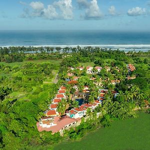 Country Inn Goa Varca Beach - 2 Minutes Walk To The Beach Exterior photo