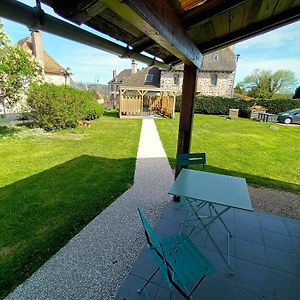 Saint-Illide Le Miraillet, Chambre Hote Bed & Breakfast Exterior photo