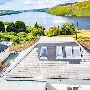 Luxury 4 Bedroom Cottage With Stunning Views Near Fairy Pools! Open / Bookable カーボスト Exterior photo