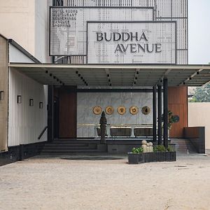 Buddha Avenue ゴーラクプル Exterior photo