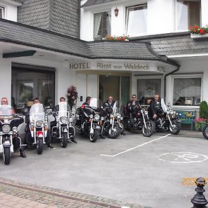 Hotel Garni Furst Von Waldeck ヴィリンゲン Exterior photo