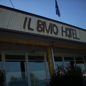 Il Bivio Hotel カルマニョーラ Exterior photo