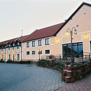 Pension U Svateho Jana Hradec Králové Exterior photo