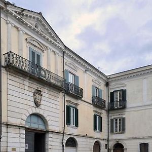 ホテル Il Palazzotto イゼルニア Exterior photo