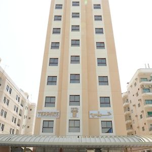 Terrace Furnished Apartments- Salmiya クウェート Exterior photo