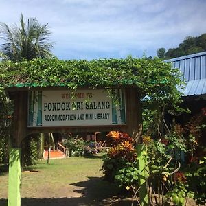 ホテル Pondok Sri Salang Kampong Ayer Batang Exterior photo