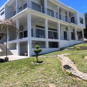 Luxury 2-Story Retreat With Private Pool In Bilene Beach Macia Exterior photo
