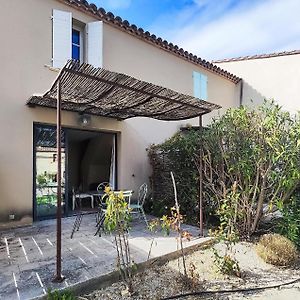 Gorgeous Home In サン・ローラン・ド・ラ・カブレリス Exterior photo