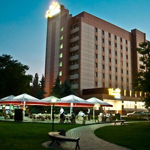 Druzhba Hotel クルィヴィーイ・リーフ Exterior photo