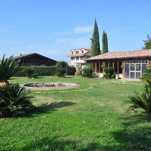 カプア Agriturismo La Colombaiaヴィラ Exterior photo