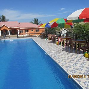 Jamaica Inn Guest House Botianaw Exterior photo