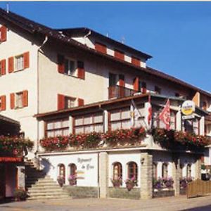 Albergo Lardi レ・プレセ Exterior photo