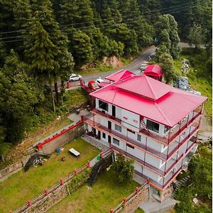 Himalayan Kiwi Resort, カナタル Exterior photo