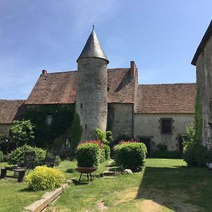 Brigueuil-le-Chantre Chateau Mareuil Bed & Breakfast Exterior photo