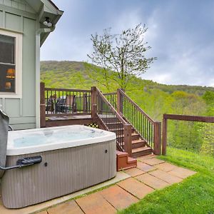 Pet-Friendly Boone Cabin With Mtn Views And Hot Tub!ヴィラ Exterior photo